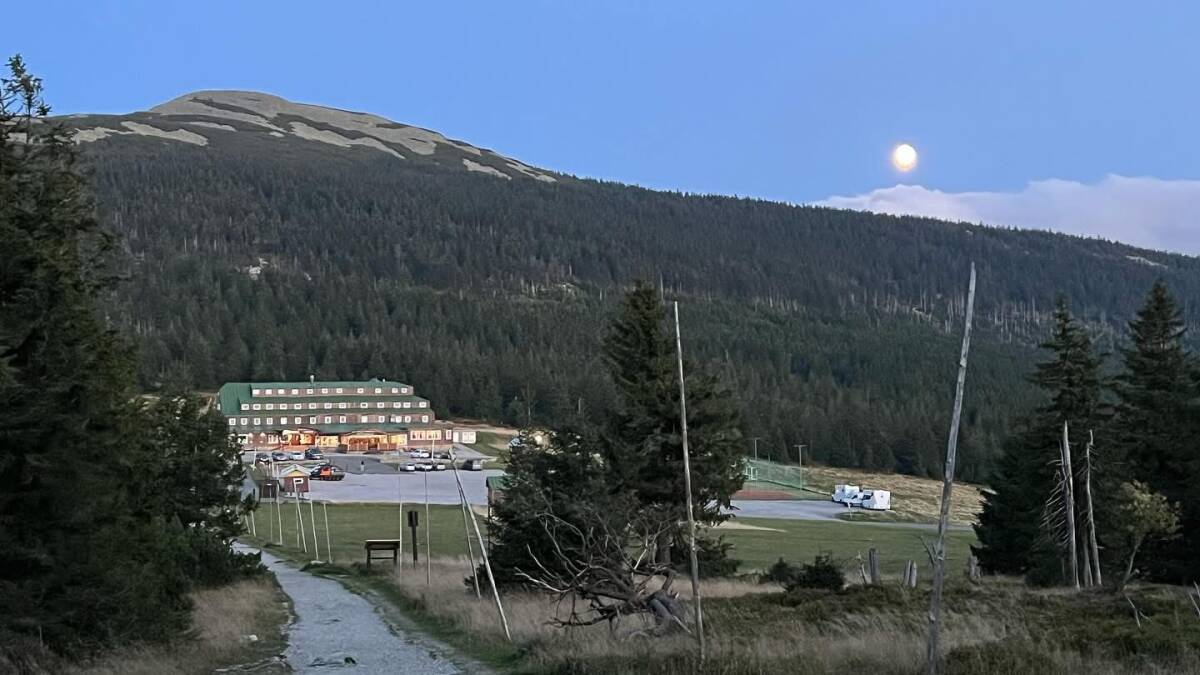 Hlavní budova Hotelu Špindlerova Bouda
